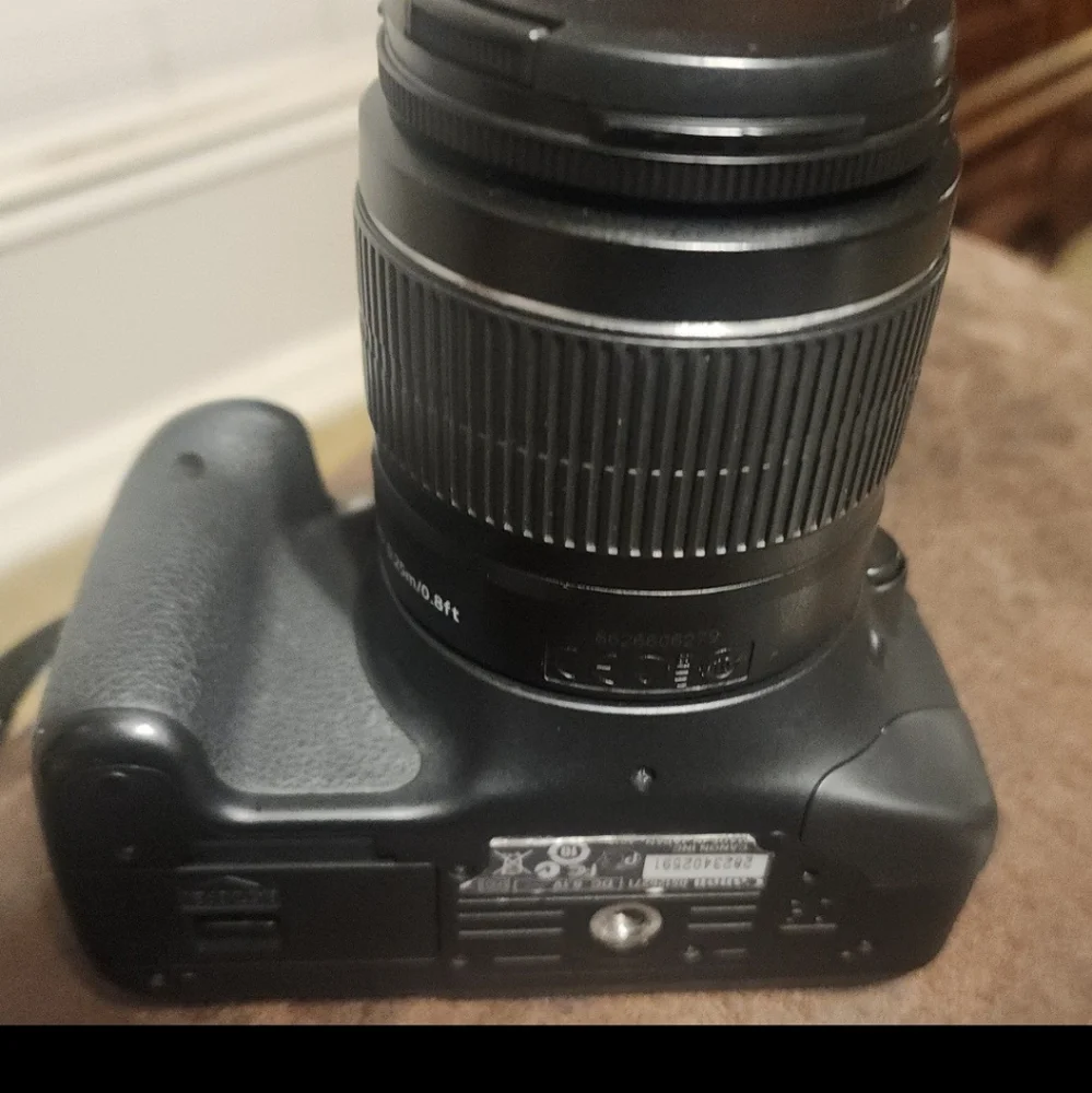 Canon EOS Rebel T2i 550D and Canon speedlite 430EXII & Accessories